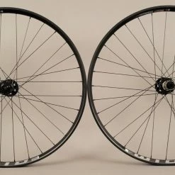 WTB KOM Trail I29 27.5" 650b GRAVEL Bike Wheelset Novatec Hubs 12X100 12X142