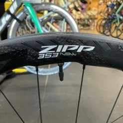 Zipp 353 NSW Tubeless Disc Brake Center Lock Wheelset SRAM XDR 2022 13 Zipp 353 NSW Tubeless Disc Brake Center Lock Wheelset SRAM XDR 2022 -challenge shop gCrc2pq7OAXP6BeWbMuJIxtRk