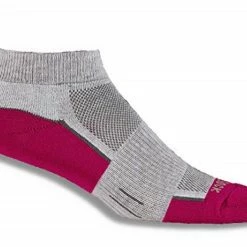 Wrightsock Fuel Lo Single Pair Socks, Small 9 Wrightsock Fuel Lo Single Pair Socks, Small -challenge shop q3KG7eAInj9yIF8VgRTFMMAeI