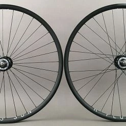 H Plus Son Archetype Black Rims Suzue ProMax Hubs Track Bike Fixed Gear Wheelset