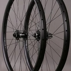 Velocity Blunt 35 29er Wheelset Novatec Convertible Hubs Wheelset 6B Tubeless Shimano/SRAM